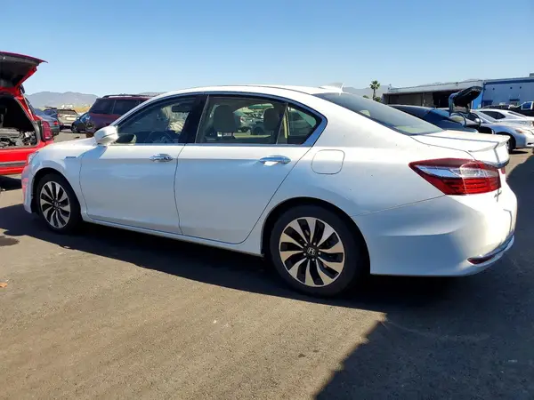 JHMCR6F58HC004766 2017 HONDA ACCORD - Image 2