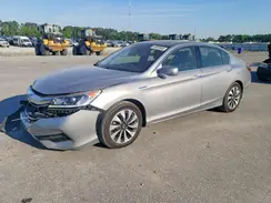 JHMCR6F58HC005531 2017 HONDA ACCORD