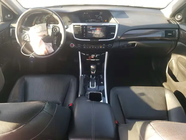 JHMCR6F58HC005531 2017 HONDA ACCORD - Image 8