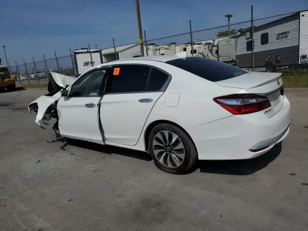 JHMCR6F58HC007456 2017 HONDA ACCORD - Image 2