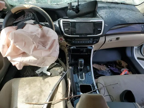 JHMCR6F58HC007456 2017 HONDA ACCORD - Image 8