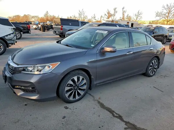 JHMCR6F58HC010762 2017 HONDA ACCORD - Image 1