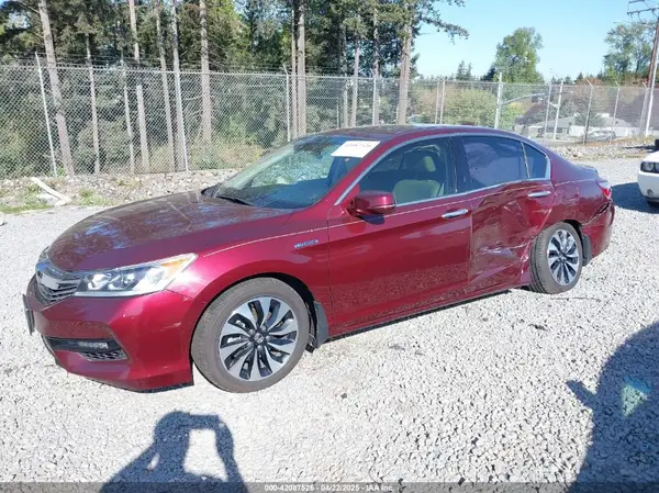 JHMCR6F58HC012219 2017 HONDA ACCORD - Image 2