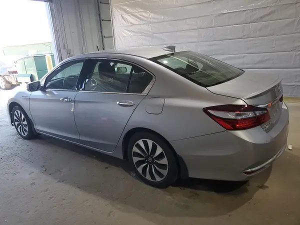 JHMCR6F58HC017971 2017 HONDA ACCORD - Image 2
