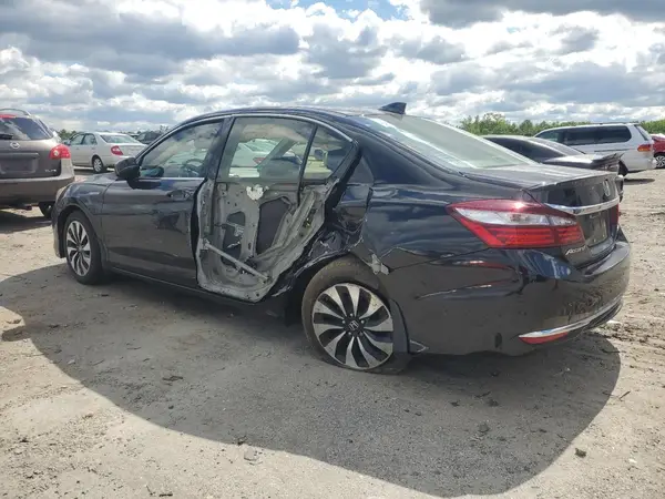 JHMCR6F58HC020482 2017 HONDA ACCORD - Image 2