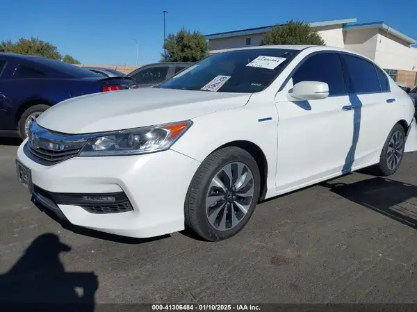JHMCR6F58HC022653 2017 HONDA ACCORD - Image 2