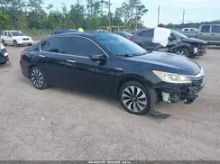 JHMCR6F58HC023088 2017 HONDA ACCORD