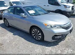JHMCR6F58HC024919 2017 HONDA ACCORD