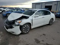 JHMCR6F58HC025973 2017 HONDA ACCORD