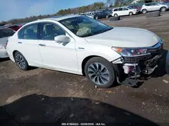 JHMCR6F58HC026539 2017 HONDA ACCORD