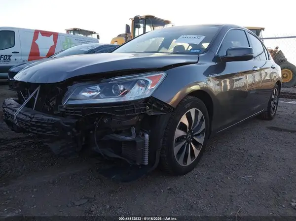JHMCR6F58HC028534 2017 HONDA ACCORD - Image 2