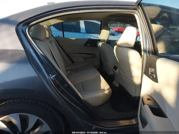 JHMCR6F58HC028534 2017 HONDA ACCORD - Image 8