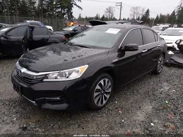 JHMCR6F58HC029909 2017 HONDA ACCORD - Image 2