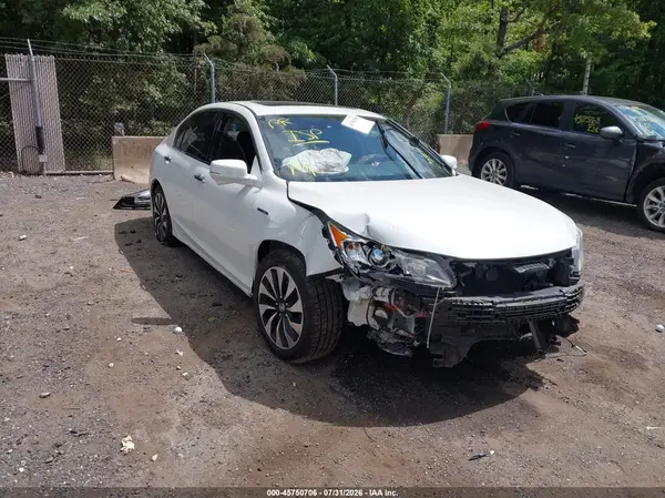 JHMCR6F58HC030817 2017 HONDA ACCORD - Image 1