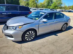 JHMCR6F58HC031577 2017 HONDA ACCORD