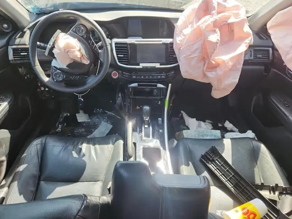 JHMCR6F59HC002203 2017 HONDA ACCORD - Image 8