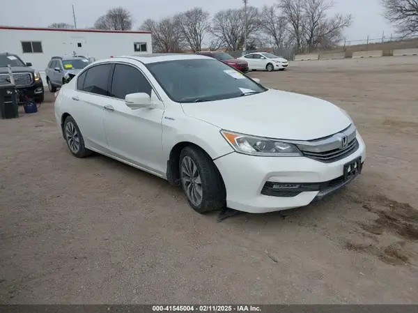 JHMCR6F59HC015811 2017 HONDA ACCORD - Image 1