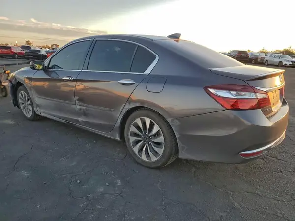 JHMCR6F59HC016621 2017 HONDA ACCORD - Image 2