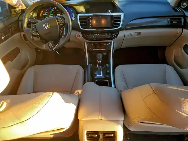JHMCR6F59HC016621 2017 HONDA ACCORD - Image 8