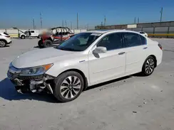 JHMCR6F59HC018725 2017 HONDA ACCORD