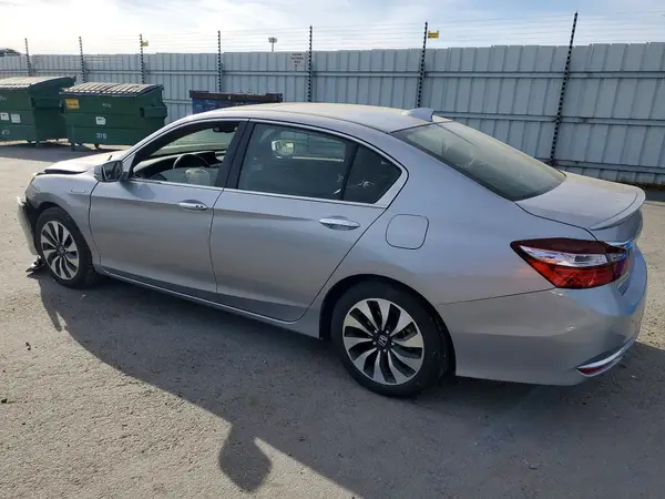 JHMCR6F59HC024038 2017 HONDA ACCORD - Image 2