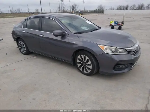 JHMCR6F59HC026694 2017 HONDA ACCORD - Image 1