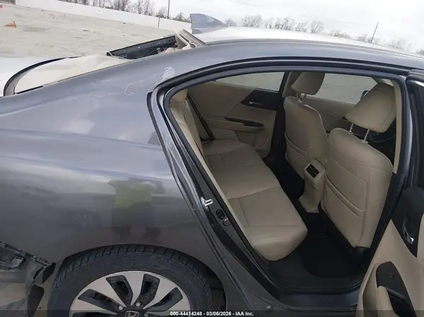 JHMCR6F59HC026694 2017 HONDA ACCORD - Image 8