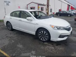 JHMCR6F59HC027800 2017 HONDA ACCORD