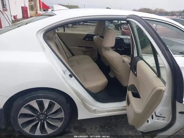 JHMCR6F59HC027800 2017 HONDA ACCORD - Image 8