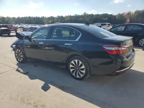 JHMCR6F59HC028199 2017 HONDA ACCORD - Image 2
