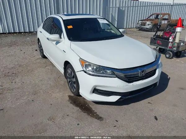 JHMCR6F59HC029238 2017 HONDA ACCORD - Image 1