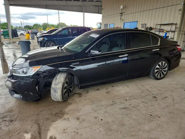 JHMCR6F59HC029904 2017 HONDA ACCORD - Image 1