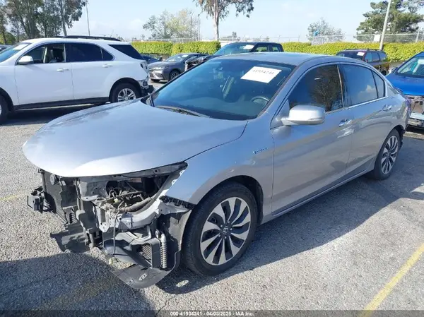 JHMCR6F5XHC004090 2017 HONDA ACCORD - Image 2