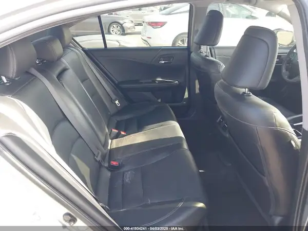 JHMCR6F5XHC004090 2017 HONDA ACCORD - Image 8