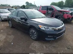 JHMCR6F5XHC009807 2017 HONDA ACCORD