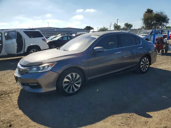 JHMCR6F5XHC010133 2017 HONDA ACCORD - Image 1