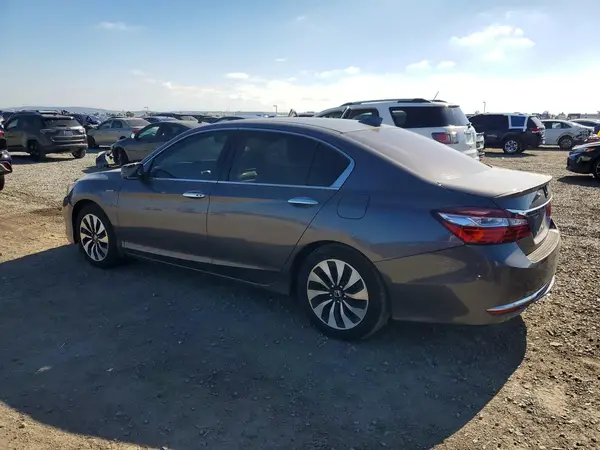 JHMCR6F5XHC010133 2017 HONDA ACCORD - Image 2