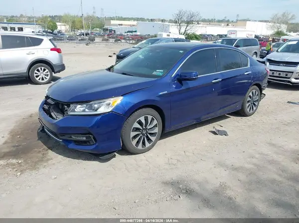 JHMCR6F5XHC011914 2017 HONDA ACCORD - Image 2
