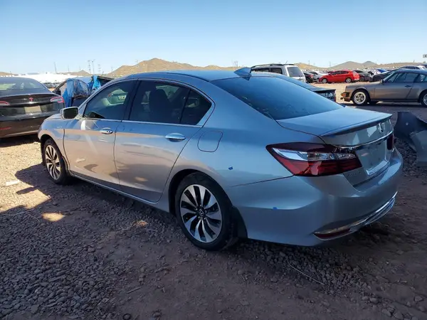 JHMCR6F5XHC013162 2017 HONDA ACCORD - Image 2