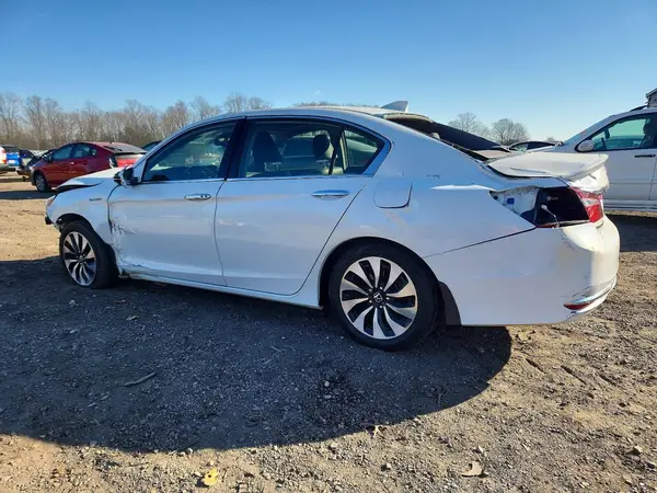 JHMCR6F5XHC018202 2017 HONDA ACCORD - Image 2