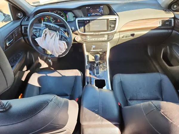 JHMCR6F5XHC018202 2017 HONDA ACCORD - Image 8
