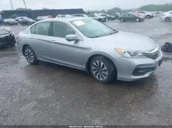 JHMCR6F5XHC021682 2017 HONDA ACCORD