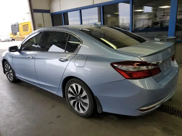 JHMCR6F5XHC024095 2017 HONDA ACCORD - Image 2