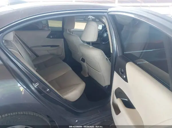JHMCR6F5XHC024372 2017 HONDA ACCORD - Image 8