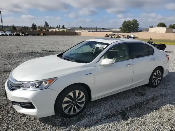 JHMCR6F5XHC024386 2017 HONDA ACCORD - Image 1