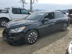 JHMCR6F5XHC028048 2017 HONDA ACCORD
