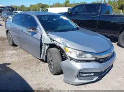 JHMCR6F5XHC028549 2017 HONDA ACCORD