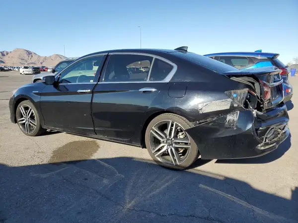 JHMCR6F5XHC028664 2017 HONDA ACCORD - Image 2