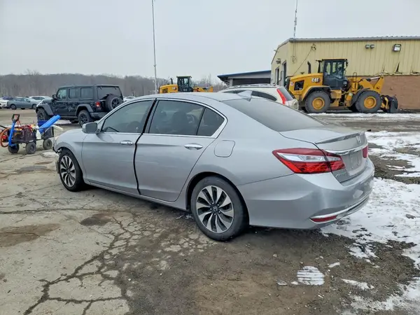 JHMCR6F5XHC029409 2017 HONDA ACCORD - Image 2