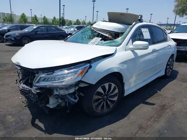 JHMCR6F70HC003743 2017 HONDA ACCORD - Image 2
